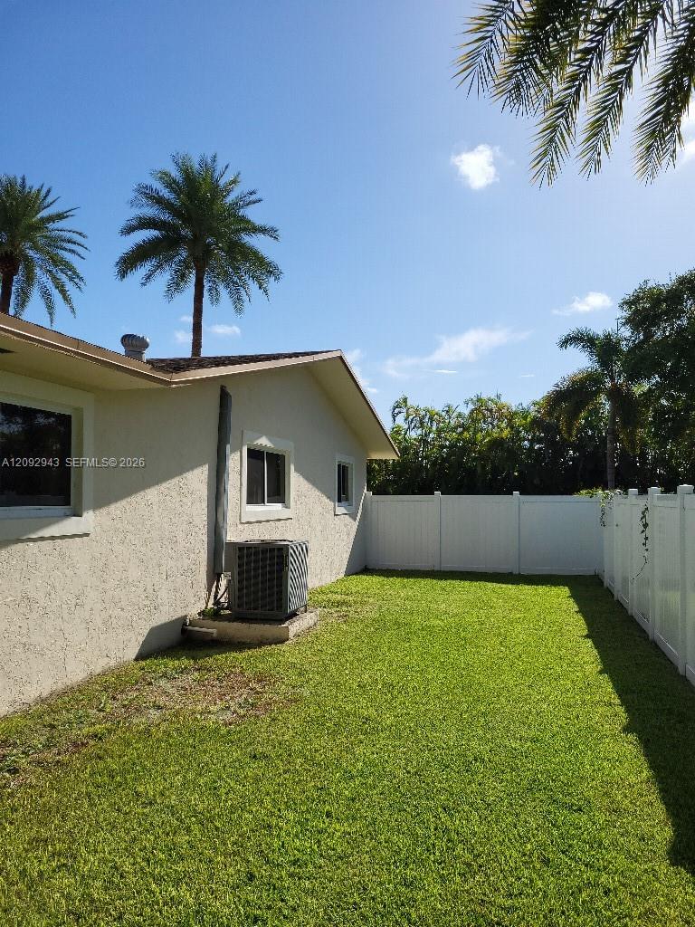 12804 SW 94th Place gallery image #11
