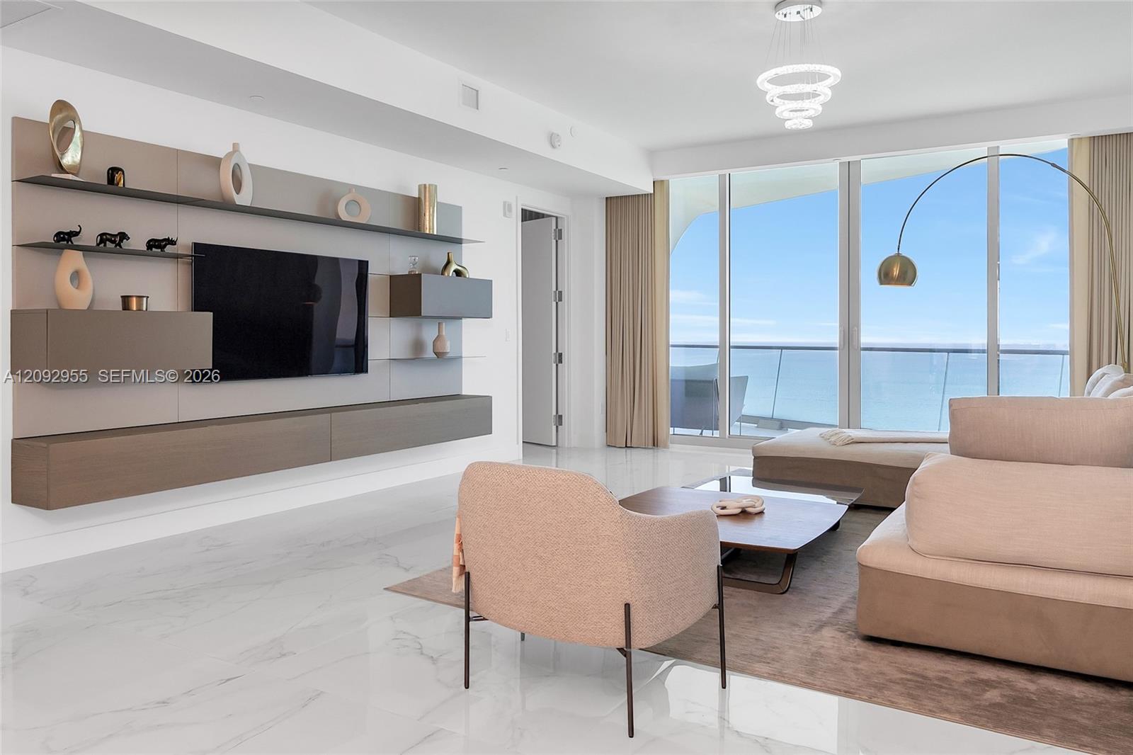16901 Collins Avenue gallery image #14