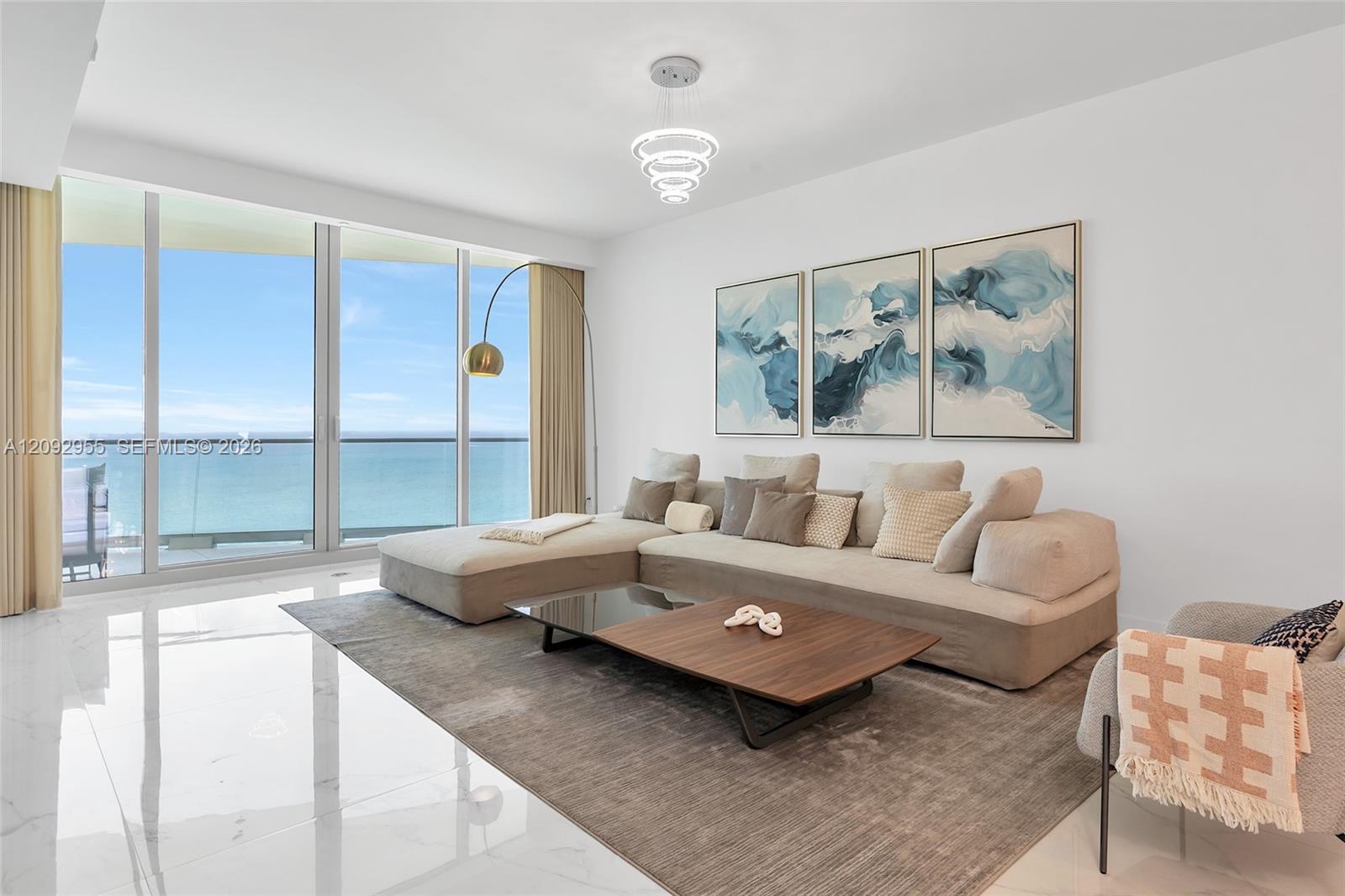 16901 Collins Avenue gallery image #16