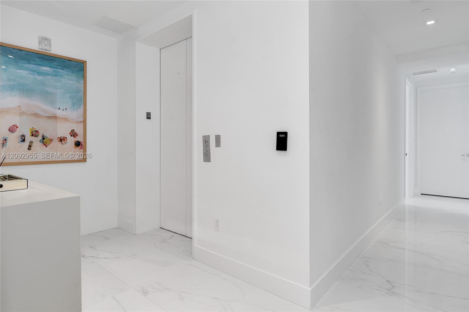 16901 Collins Avenue gallery image #2