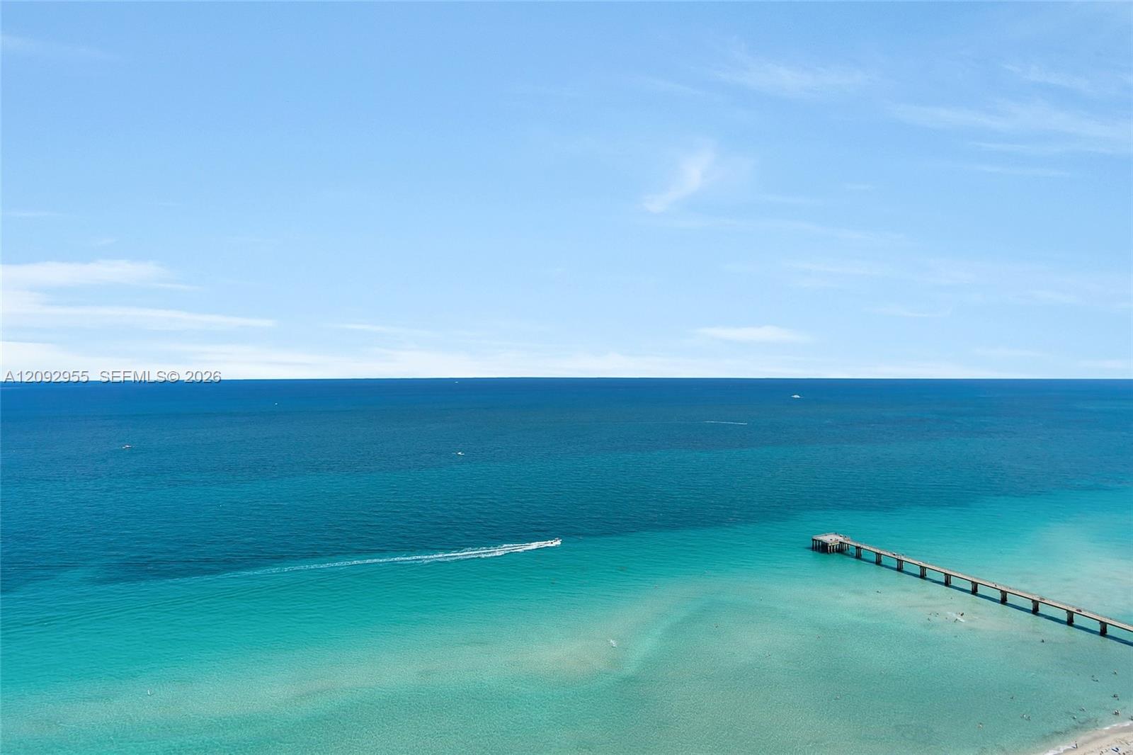 16901 Collins Avenue gallery image #21
