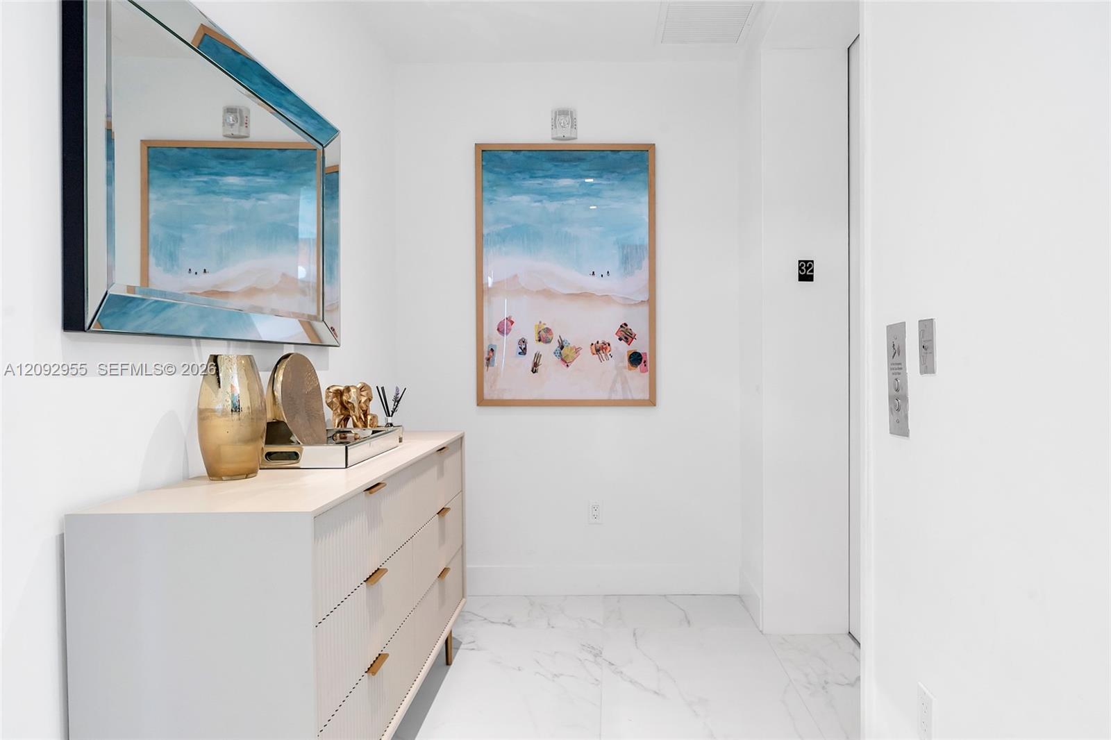 16901 Collins Avenue gallery image #3