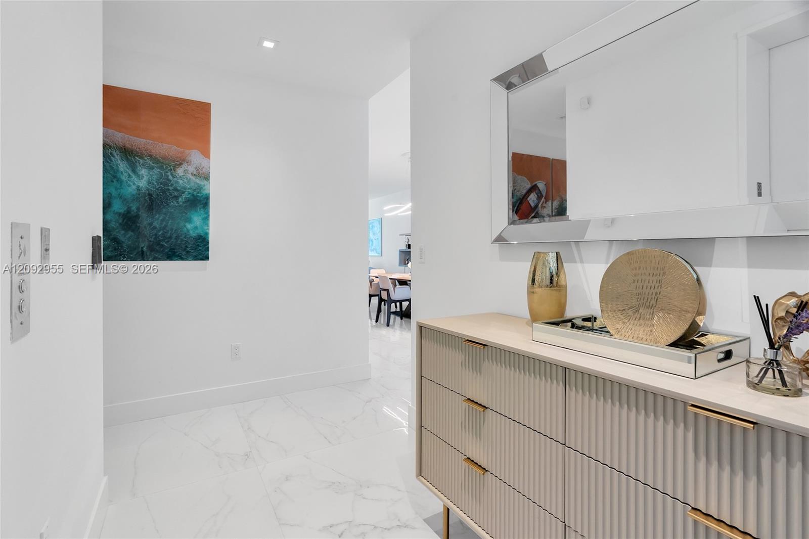 16901 Collins Avenue gallery image #4