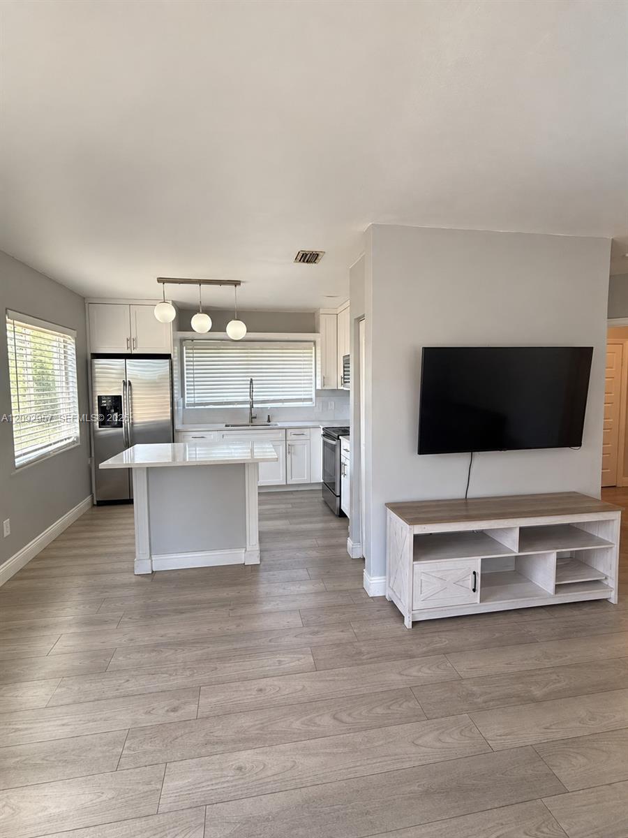 2315 NW 35th Street
