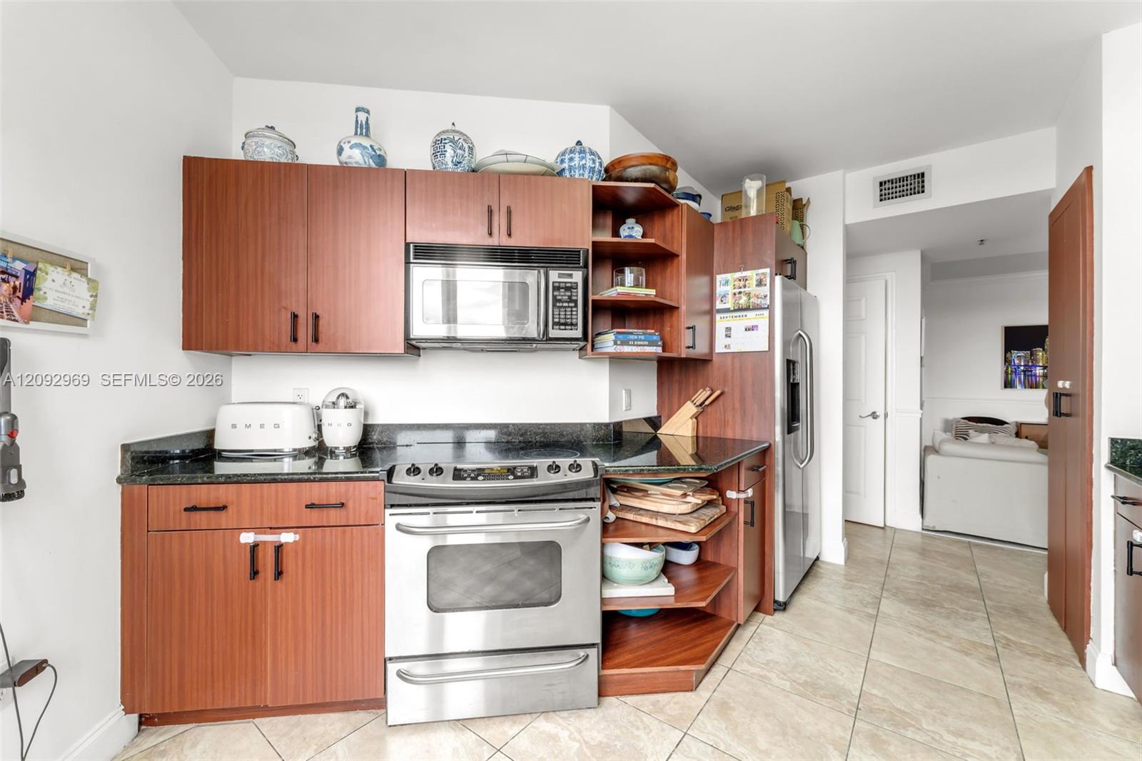 2425 SW 27th Avenue