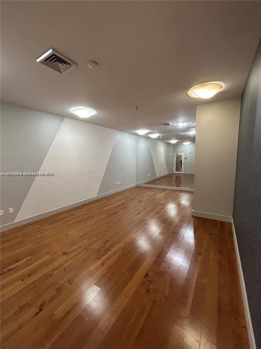 600 NE 27th Street