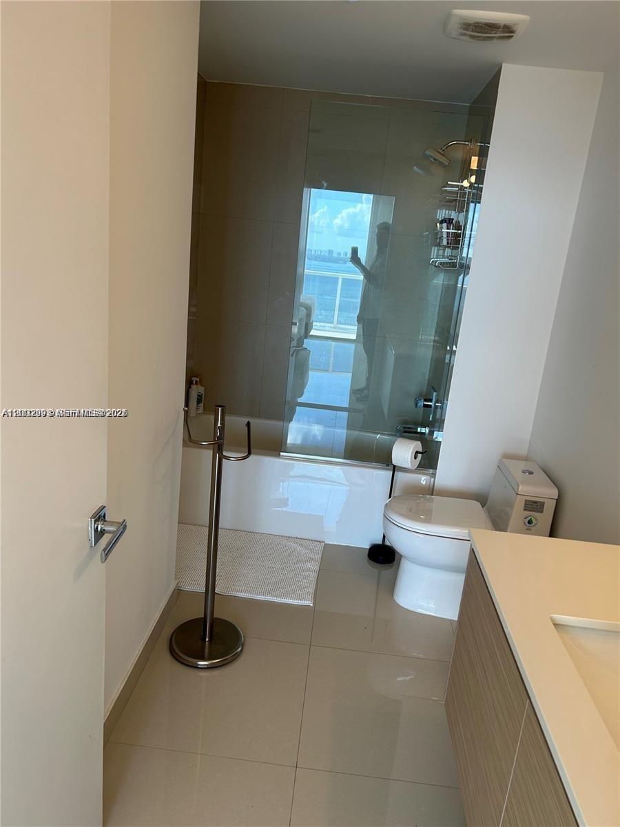 600 NE 27th Street