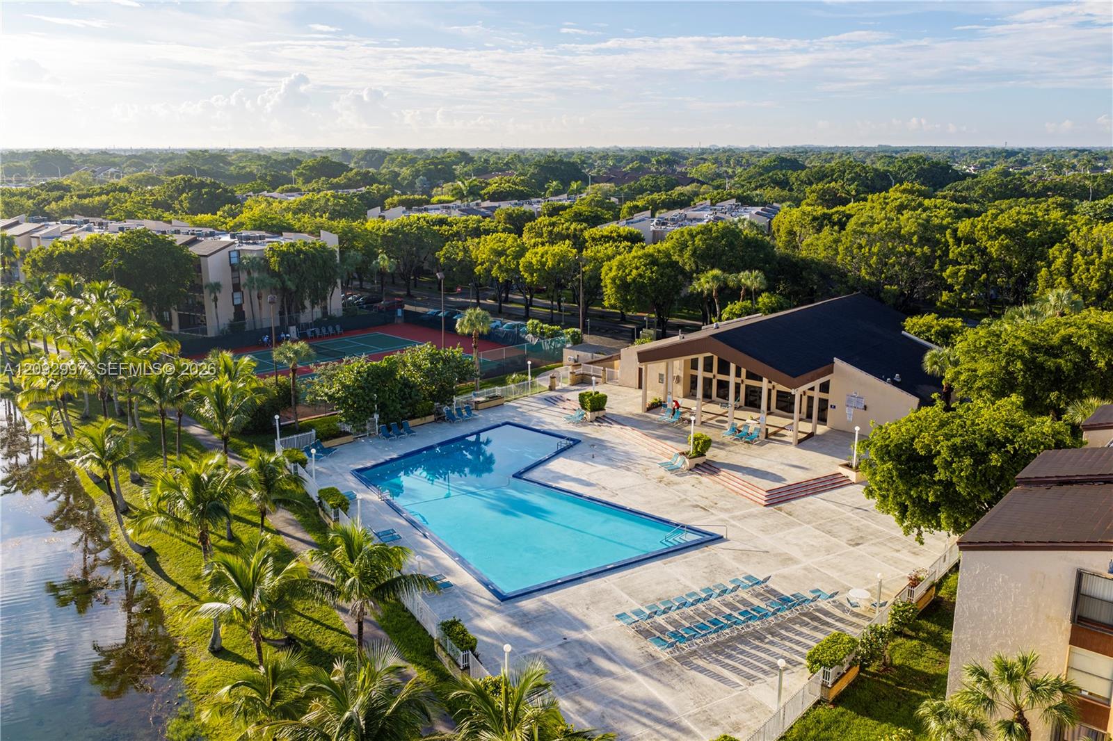 14601 N Kendall Drive