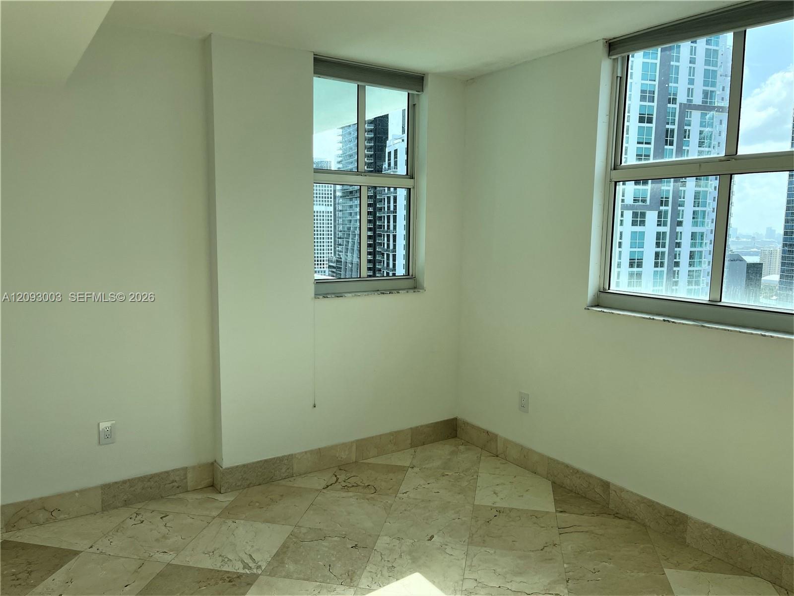 1250 S Miami Avenue gallery image #15