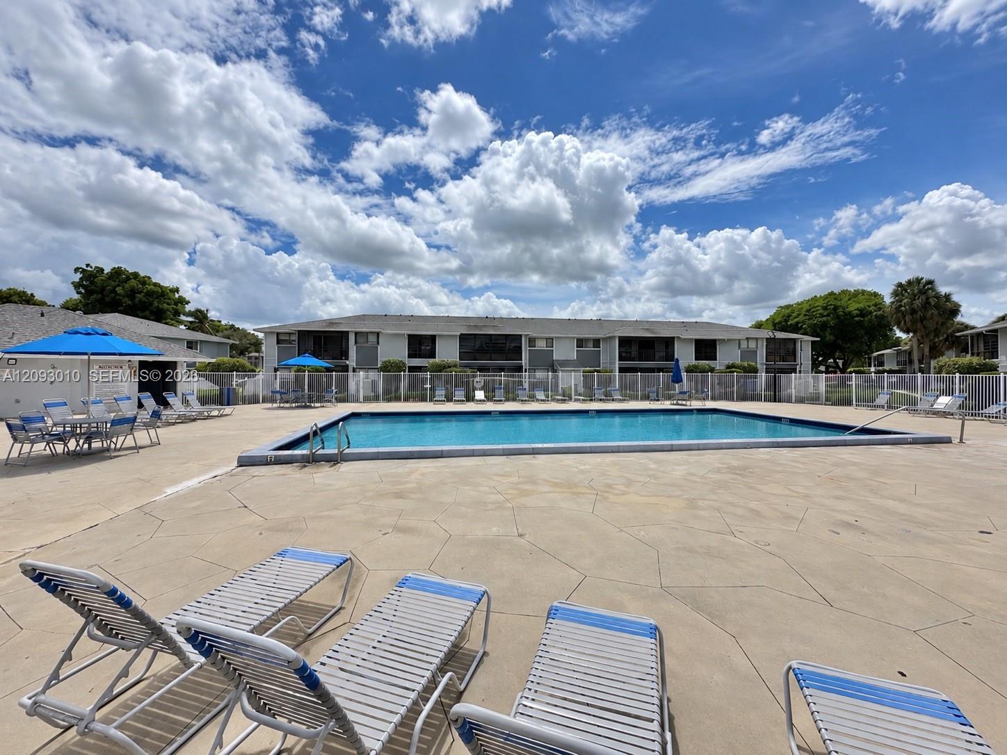 9731 Hammocks Boulevard