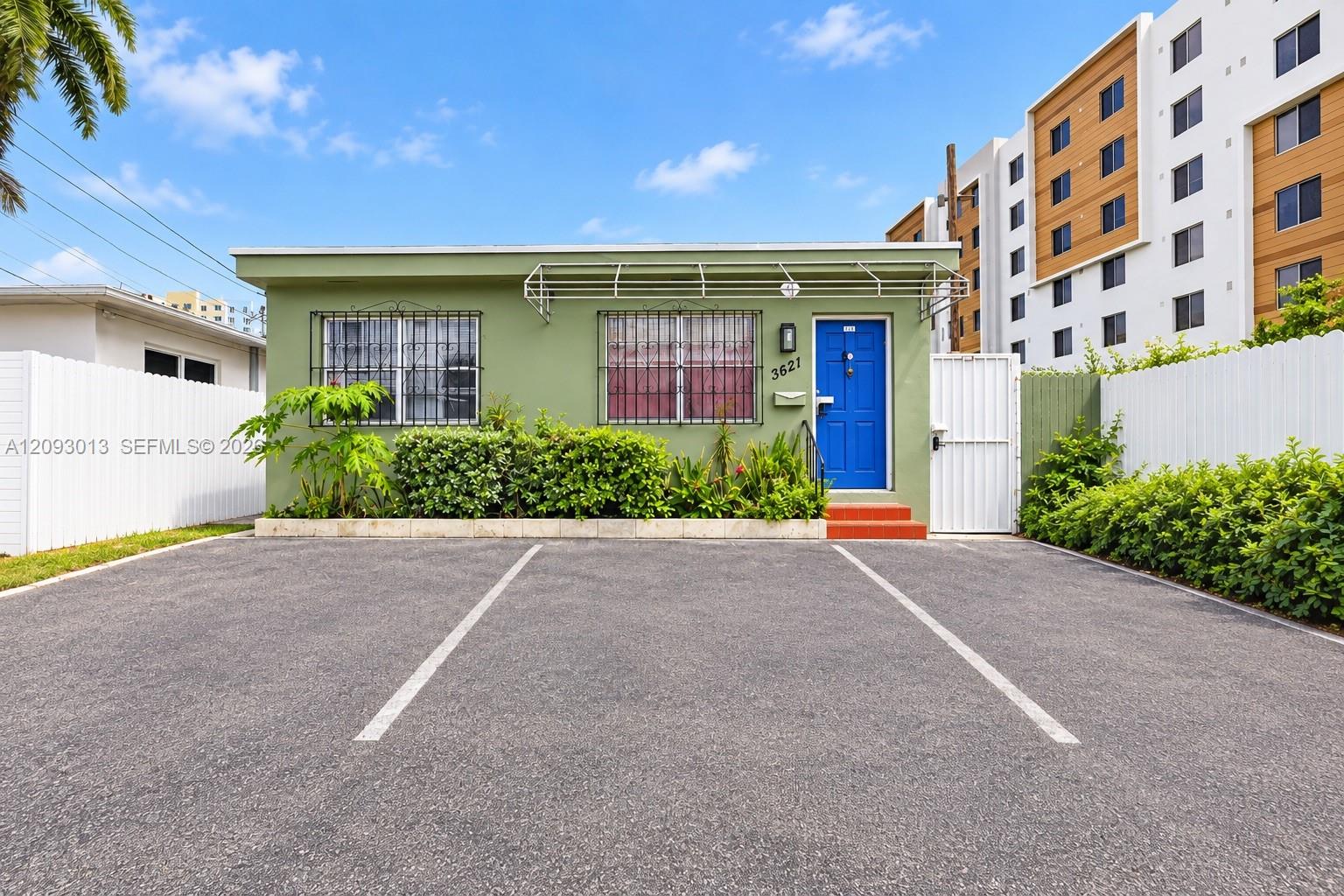 3621 NW 23rd Avenue