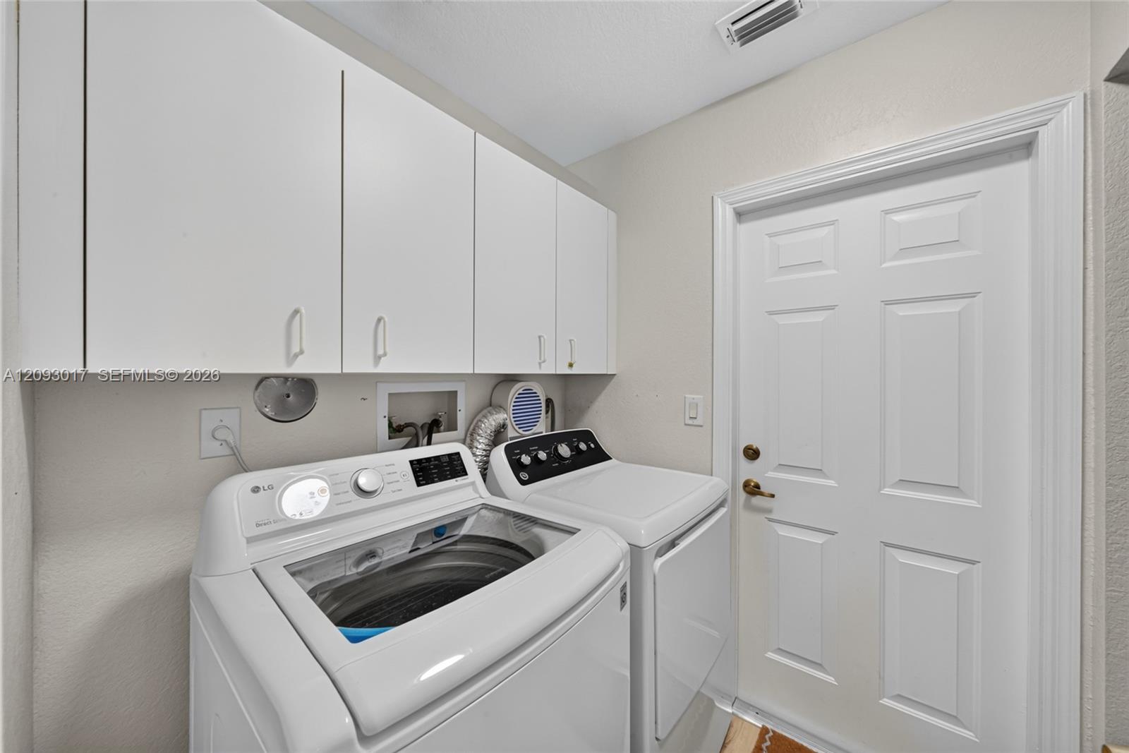 16424 Sapphire Place gallery image #16