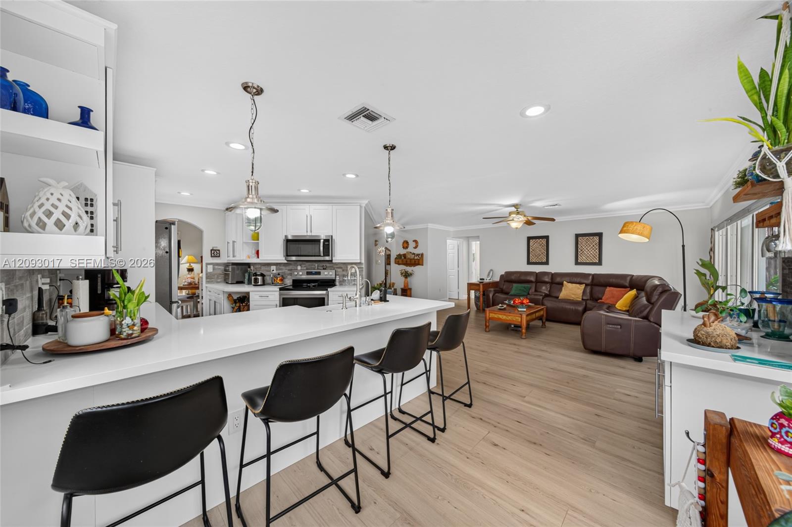 16424 Sapphire Place gallery image #26