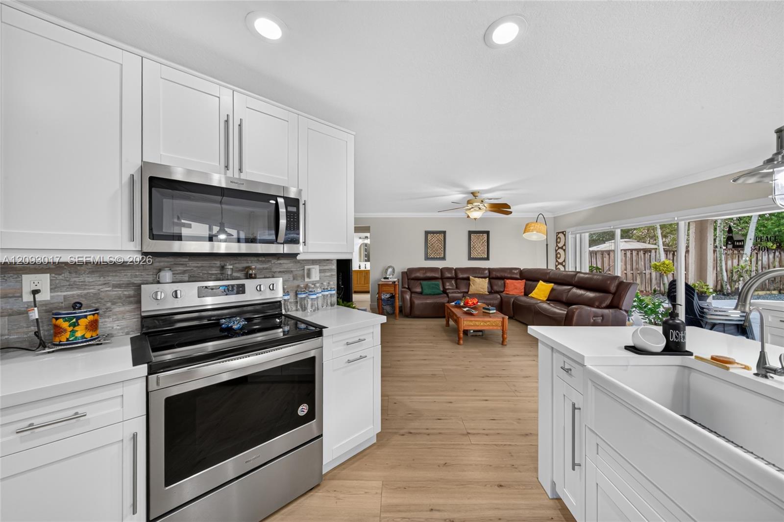 16424 Sapphire Place gallery image #31
