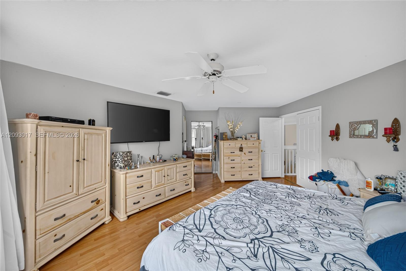 16424 Sapphire Place gallery image #47