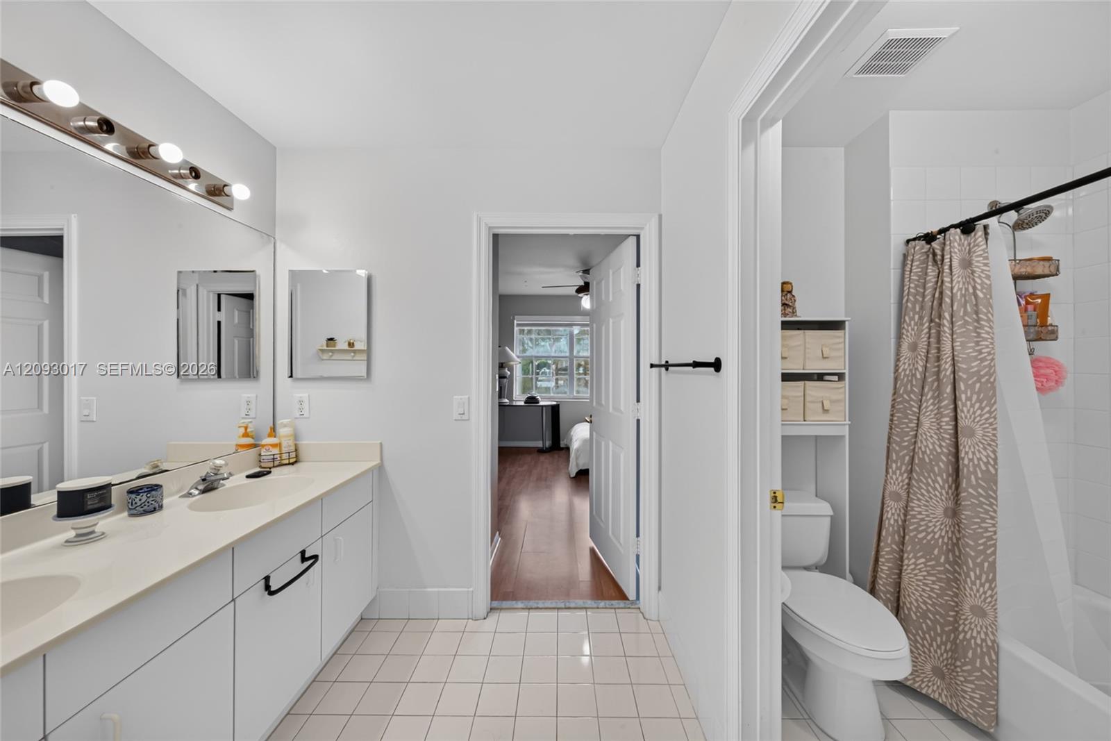 16424 Sapphire Place gallery image #54