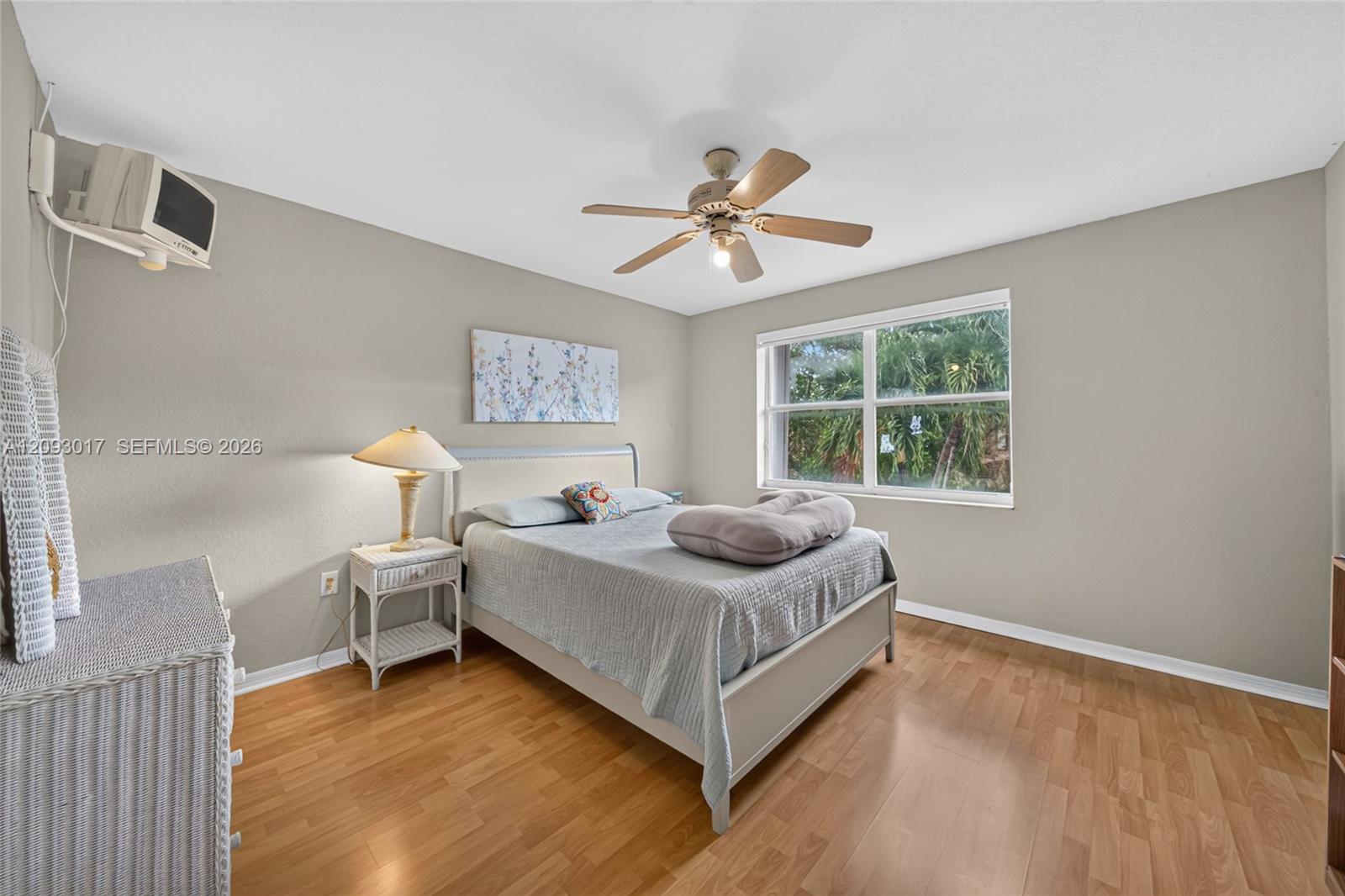 16424 Sapphire Place gallery image #56
