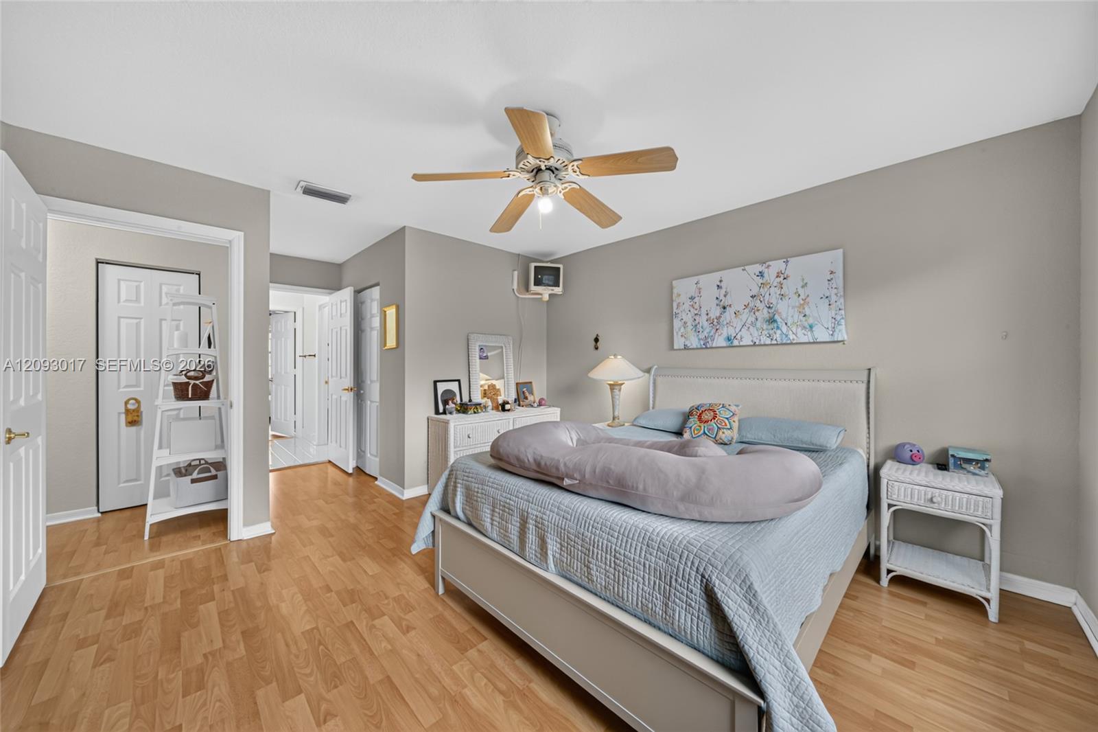 16424 Sapphire Place gallery image #57