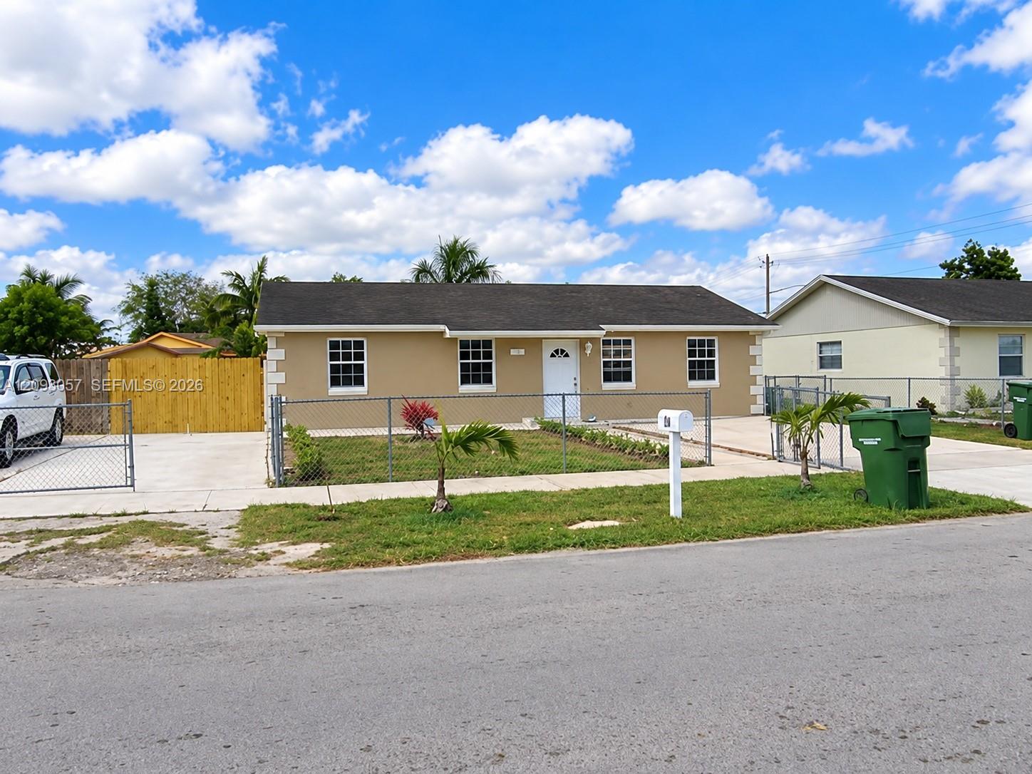 34 SW 17th Avenue