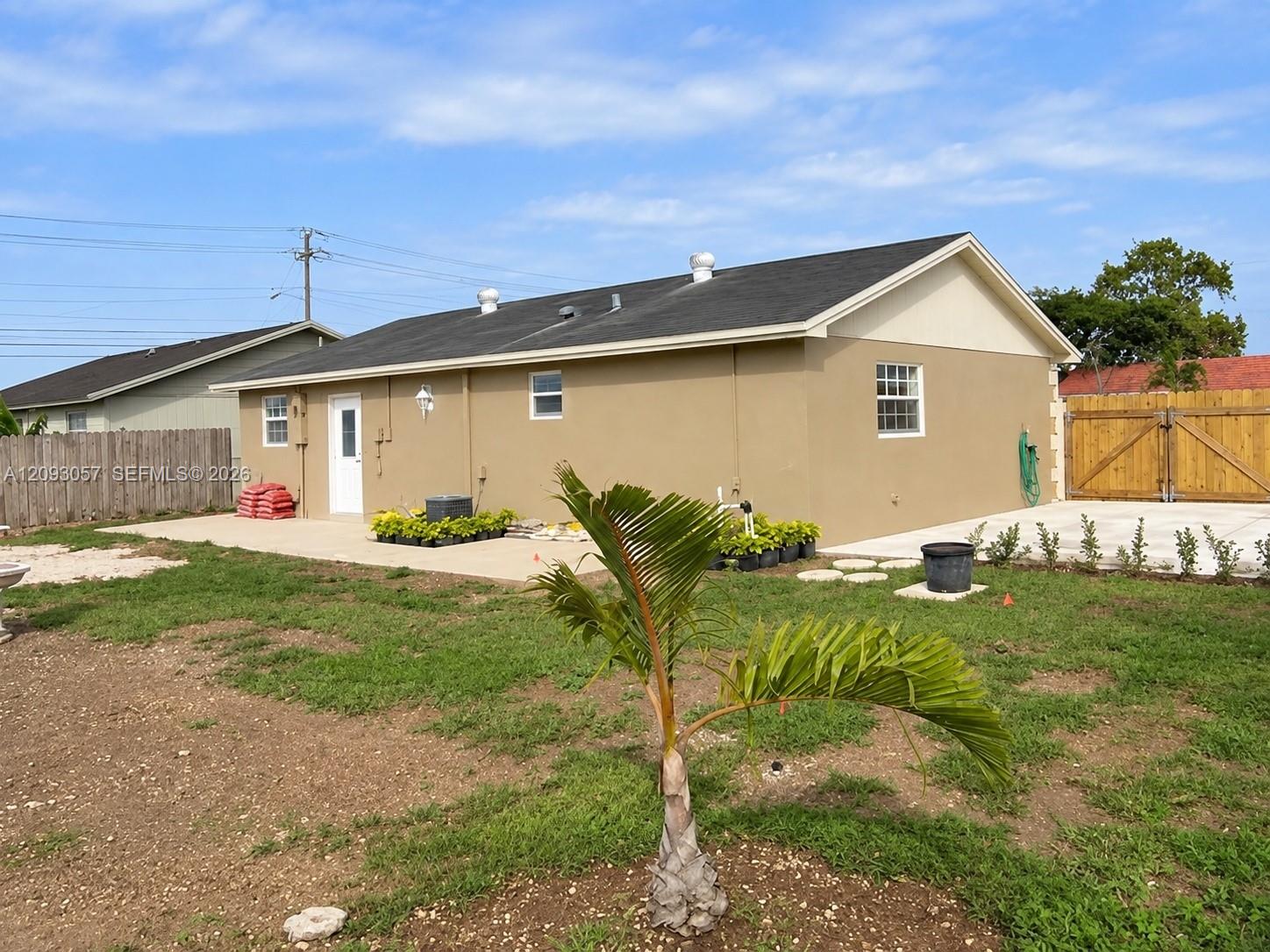 34 SW 17th Avenue