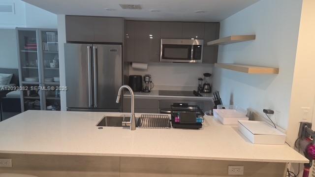 13800 Highland Drive
