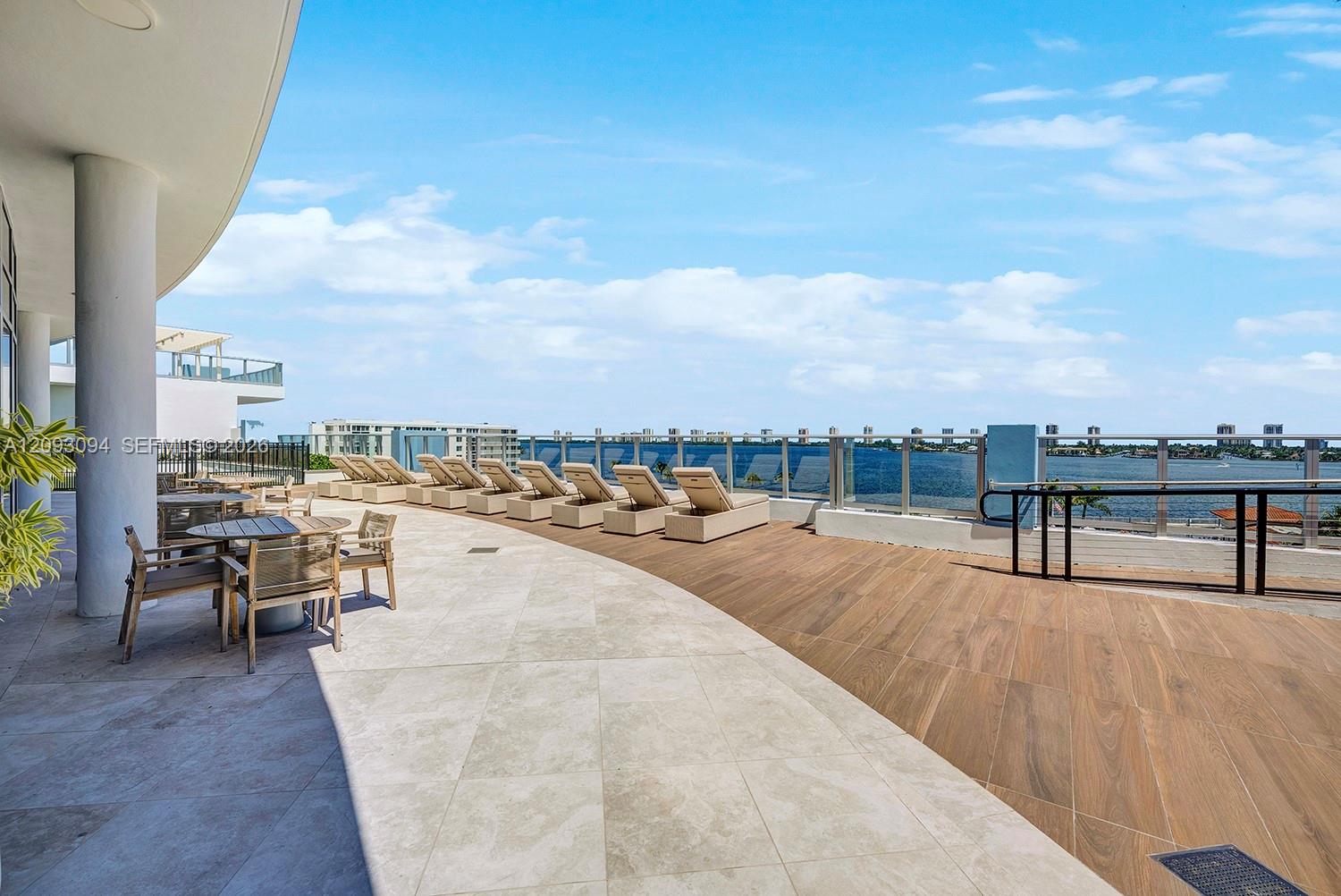 220 Lake Shore Drive