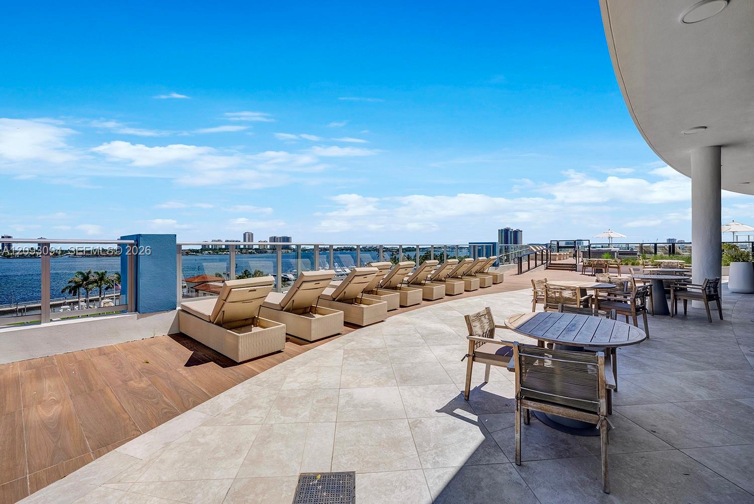 220 Lake Shore Drive