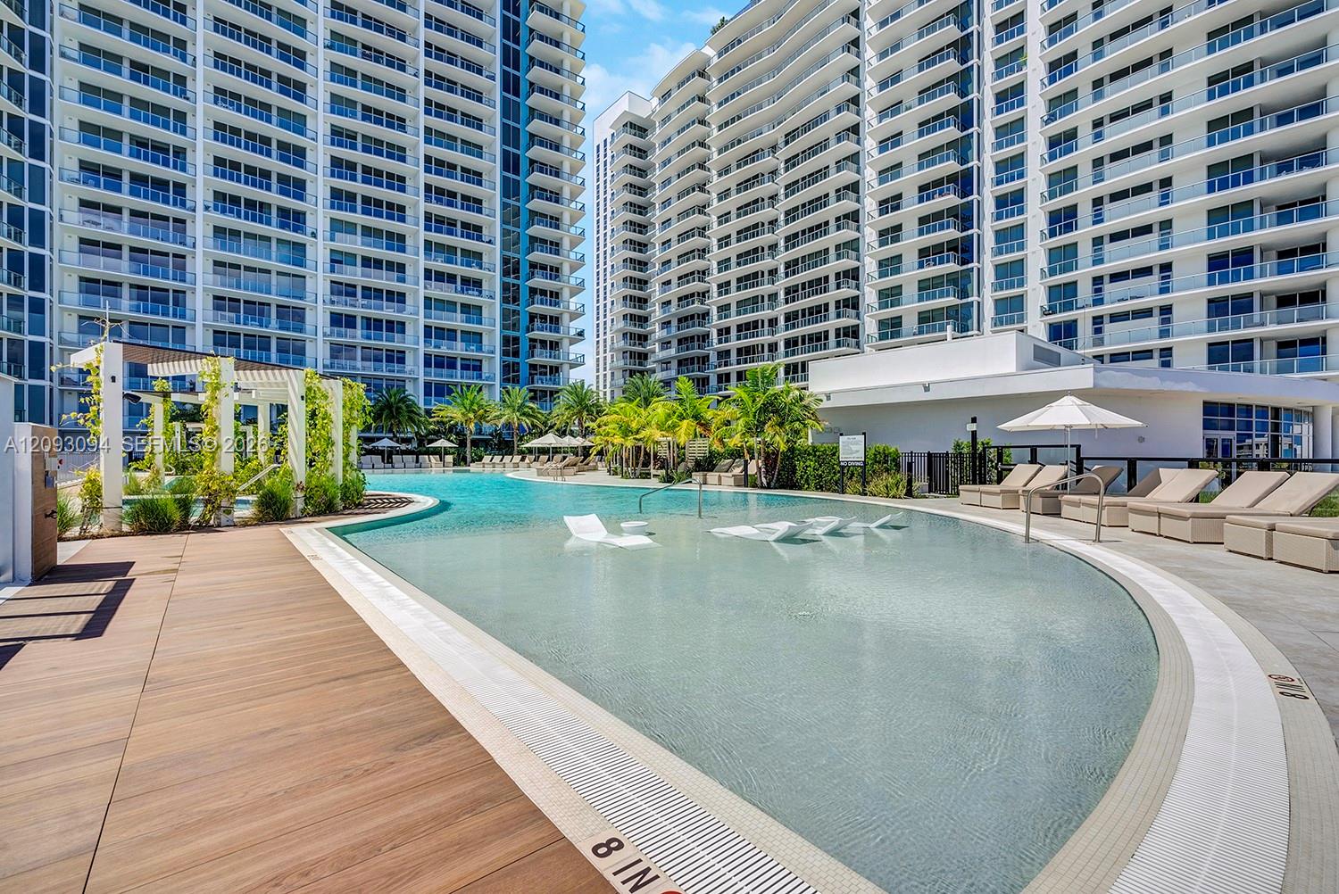 220 Lake Shore Drive