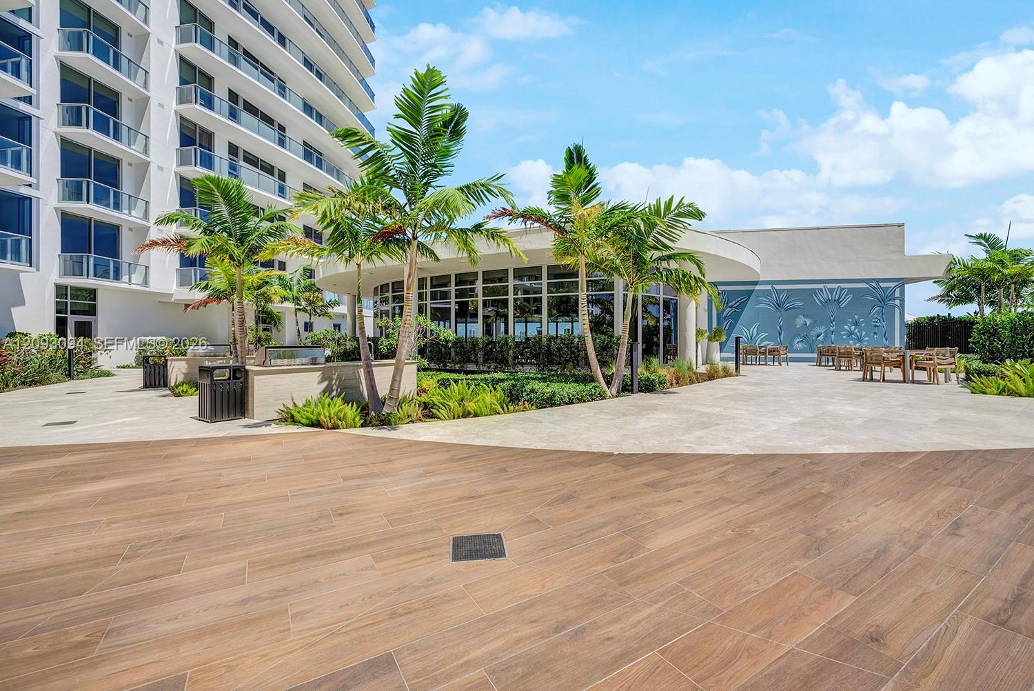 220 Lake Shore Drive