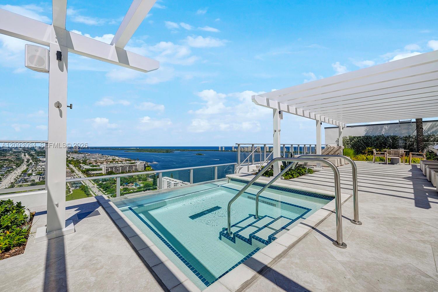 220 Lake Shore Drive