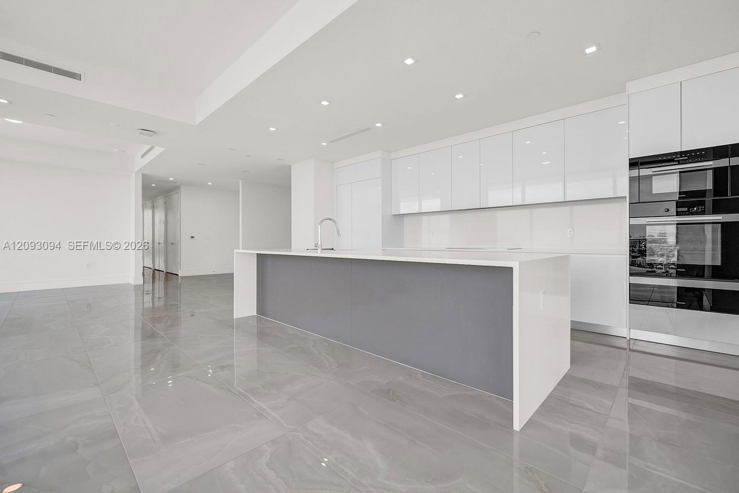 220 Lake Shore Drive