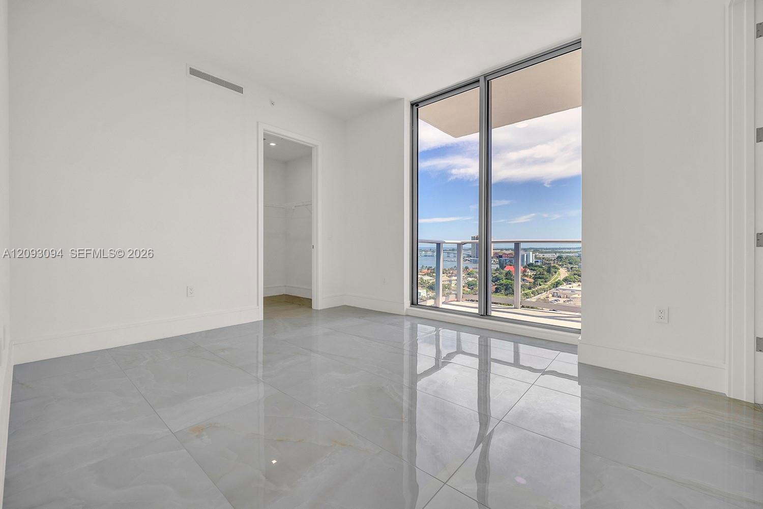 220 Lake Shore Drive
