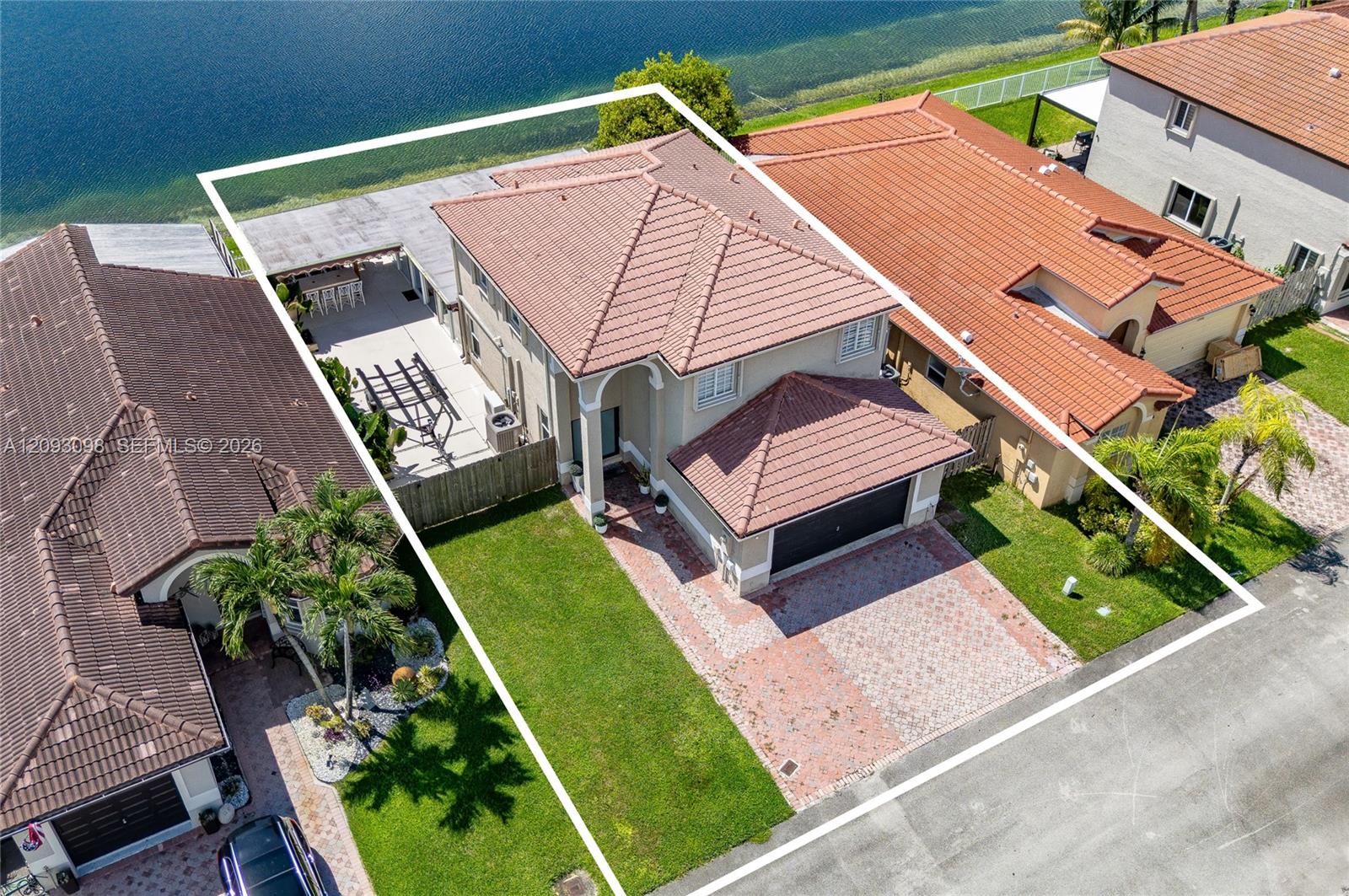 12028 SW 133rd Terrace gallery image #2