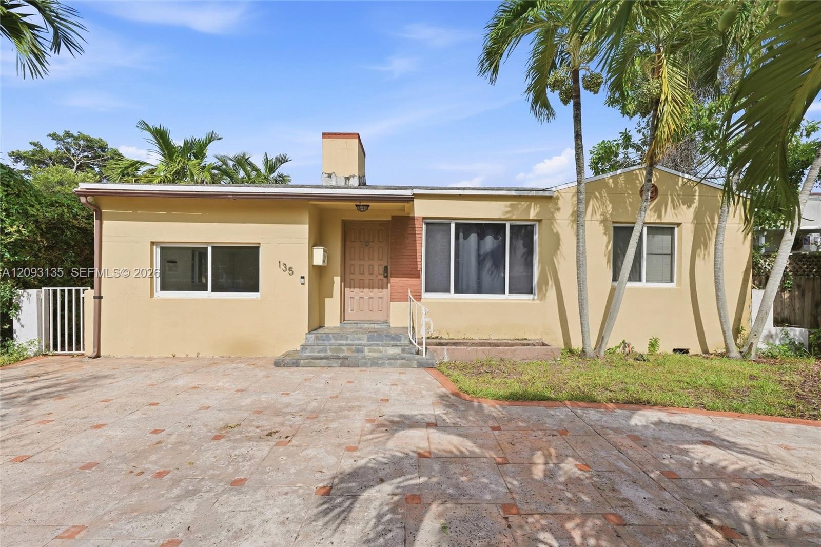 135 SW 27th Road