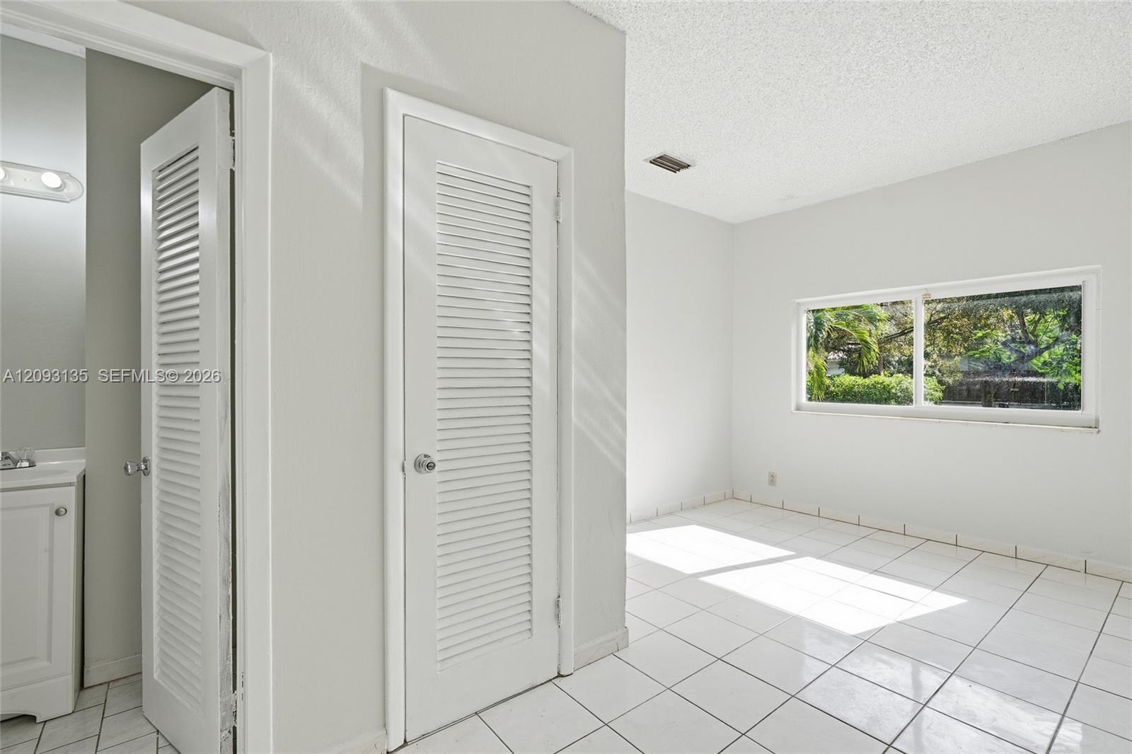 135 SW 27th Road