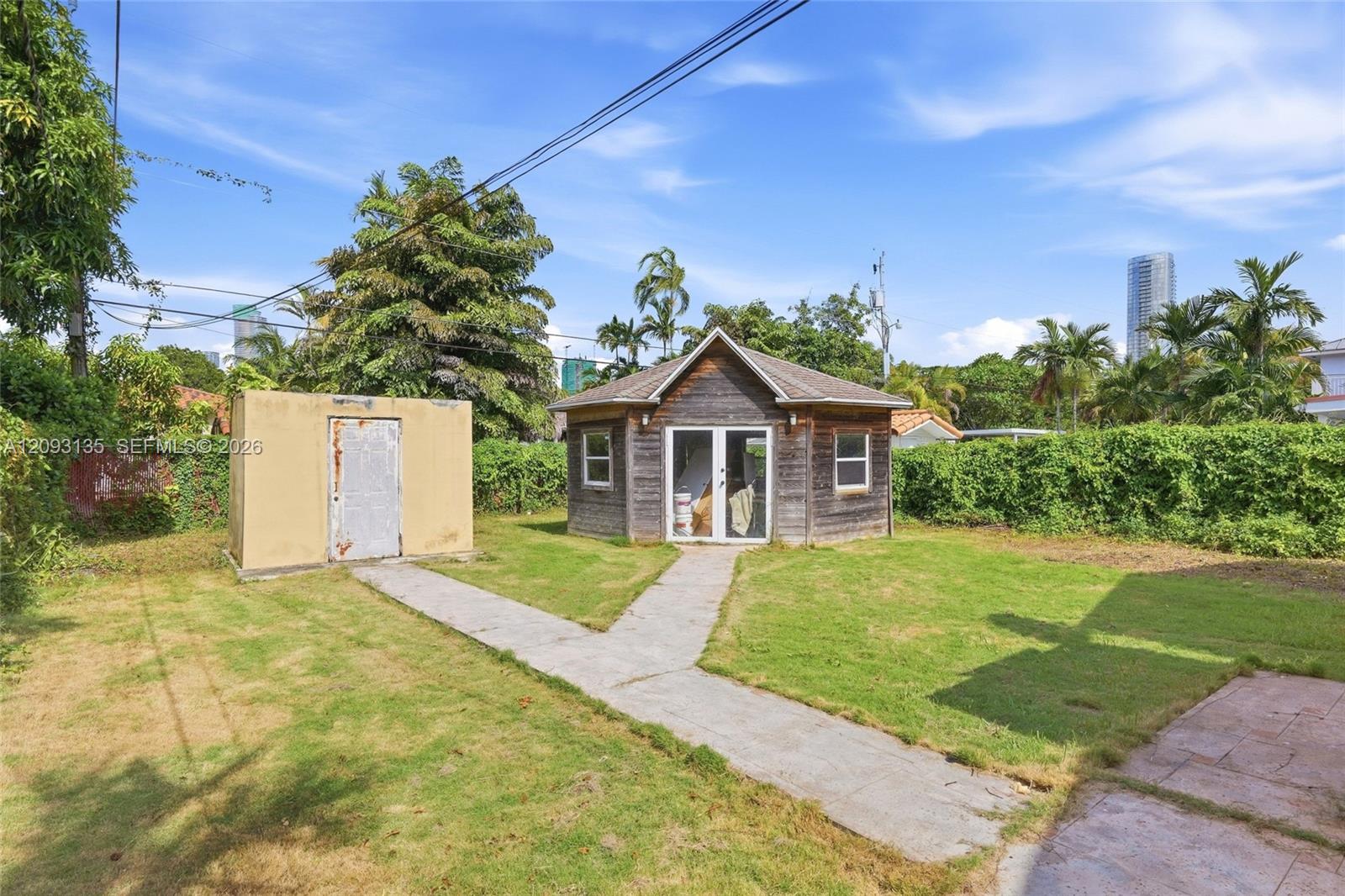 135 SW 27th Road
