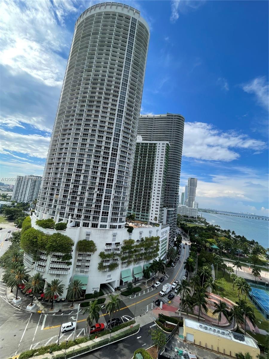 1750 N Bayshore Drive