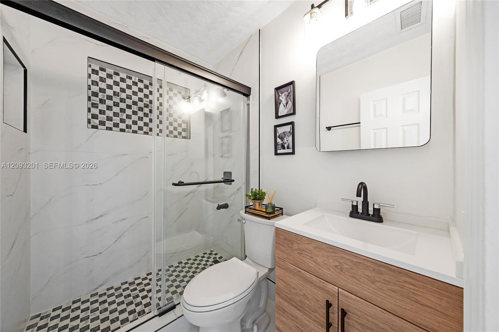 1250 W 34th Street