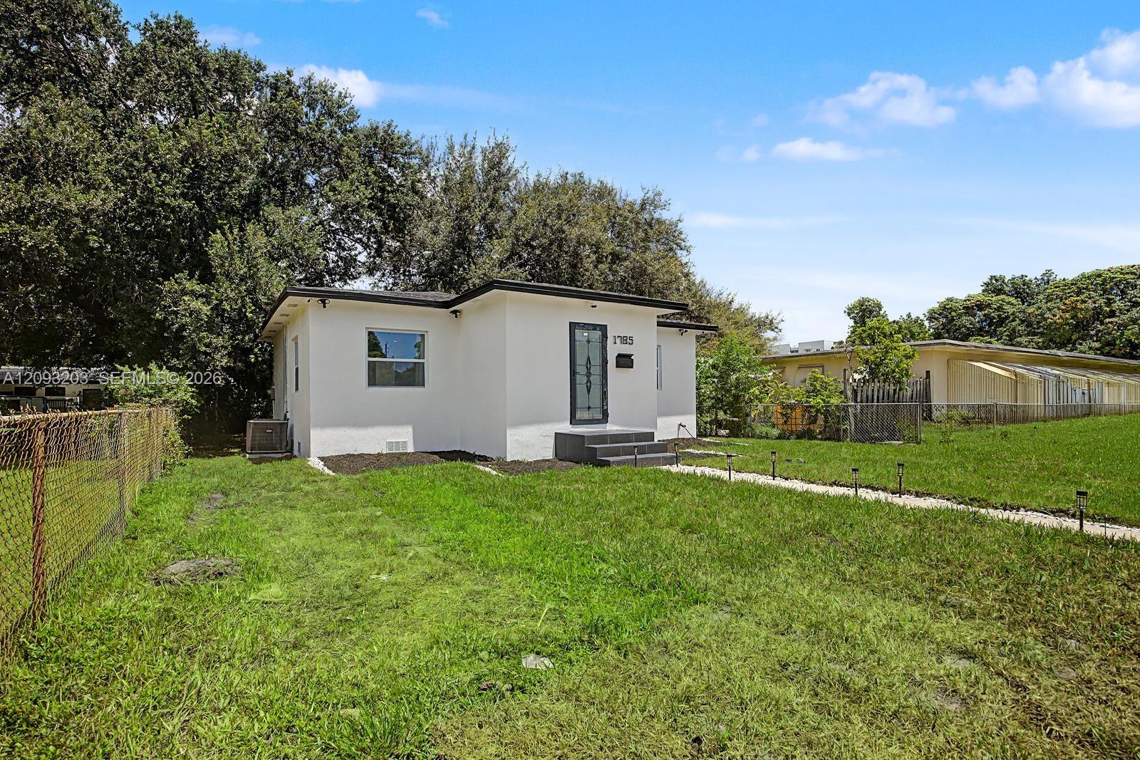 1785 NW 52nd Street