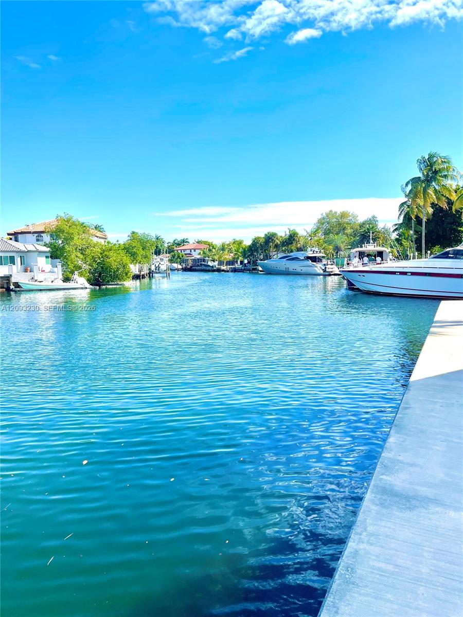 13105 Ixora Court