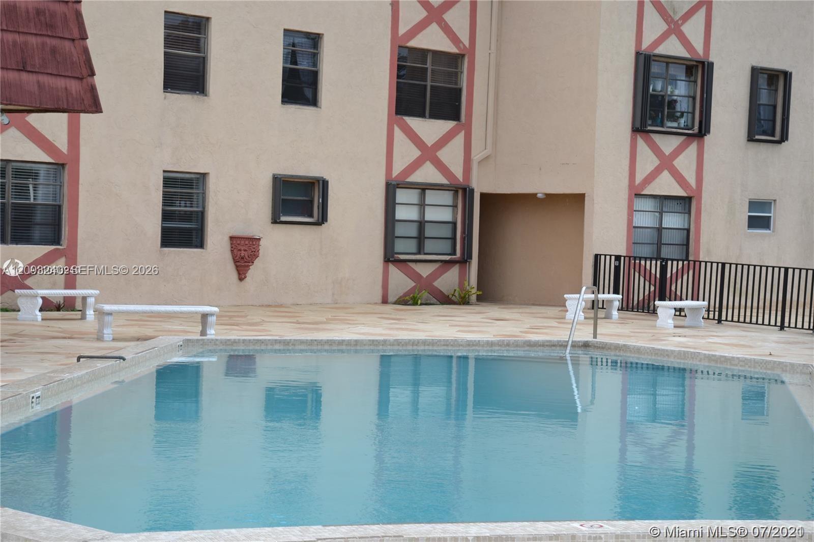 1325 W 68th Street