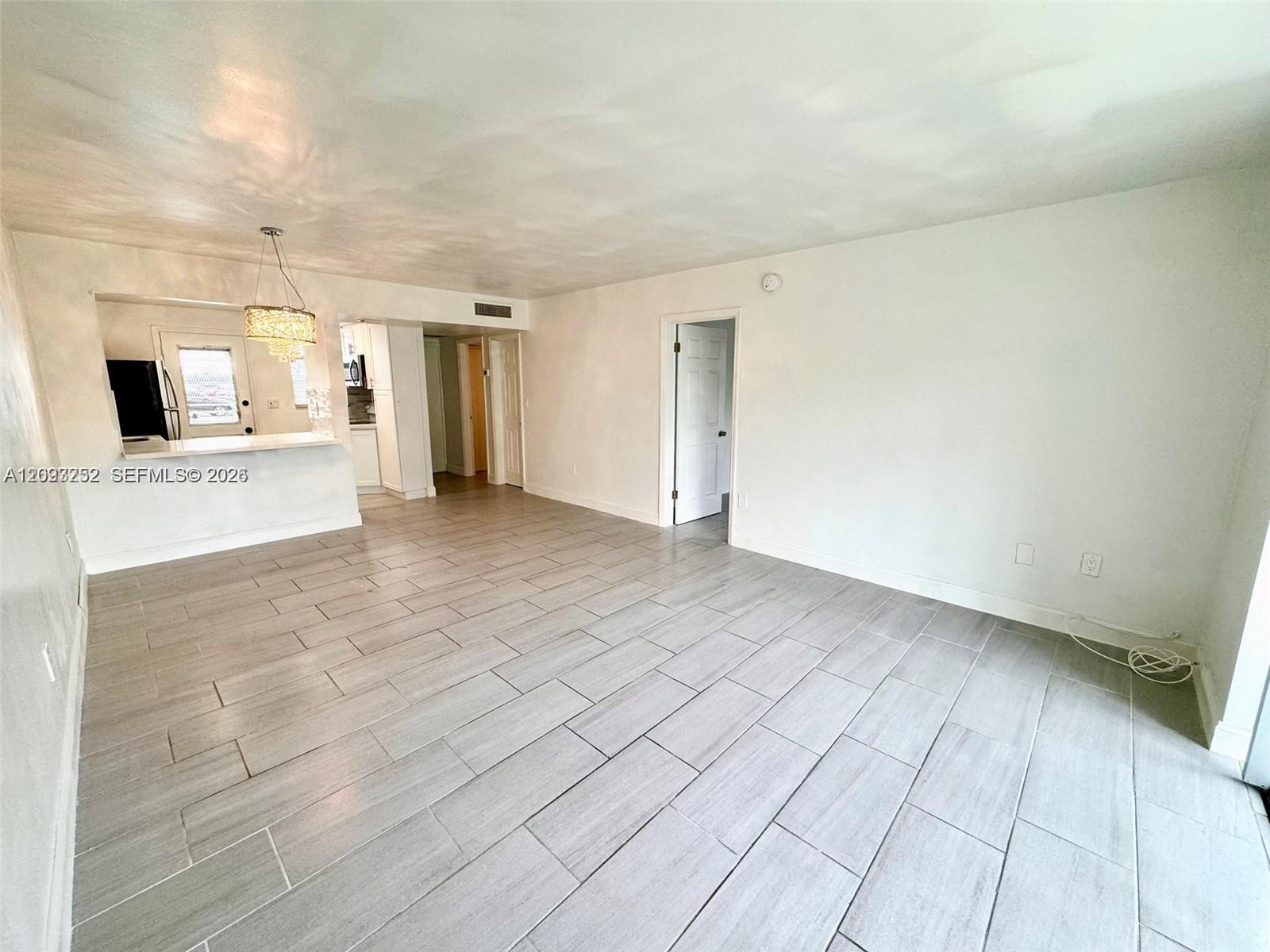 2905 Point East Drive