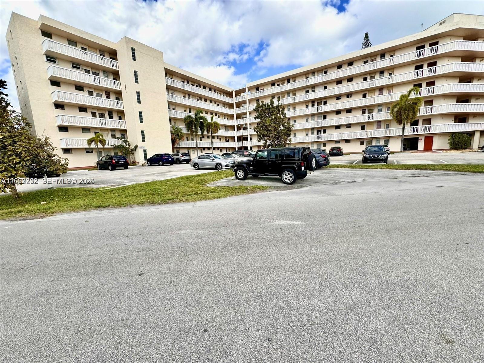 2905 Point East Drive