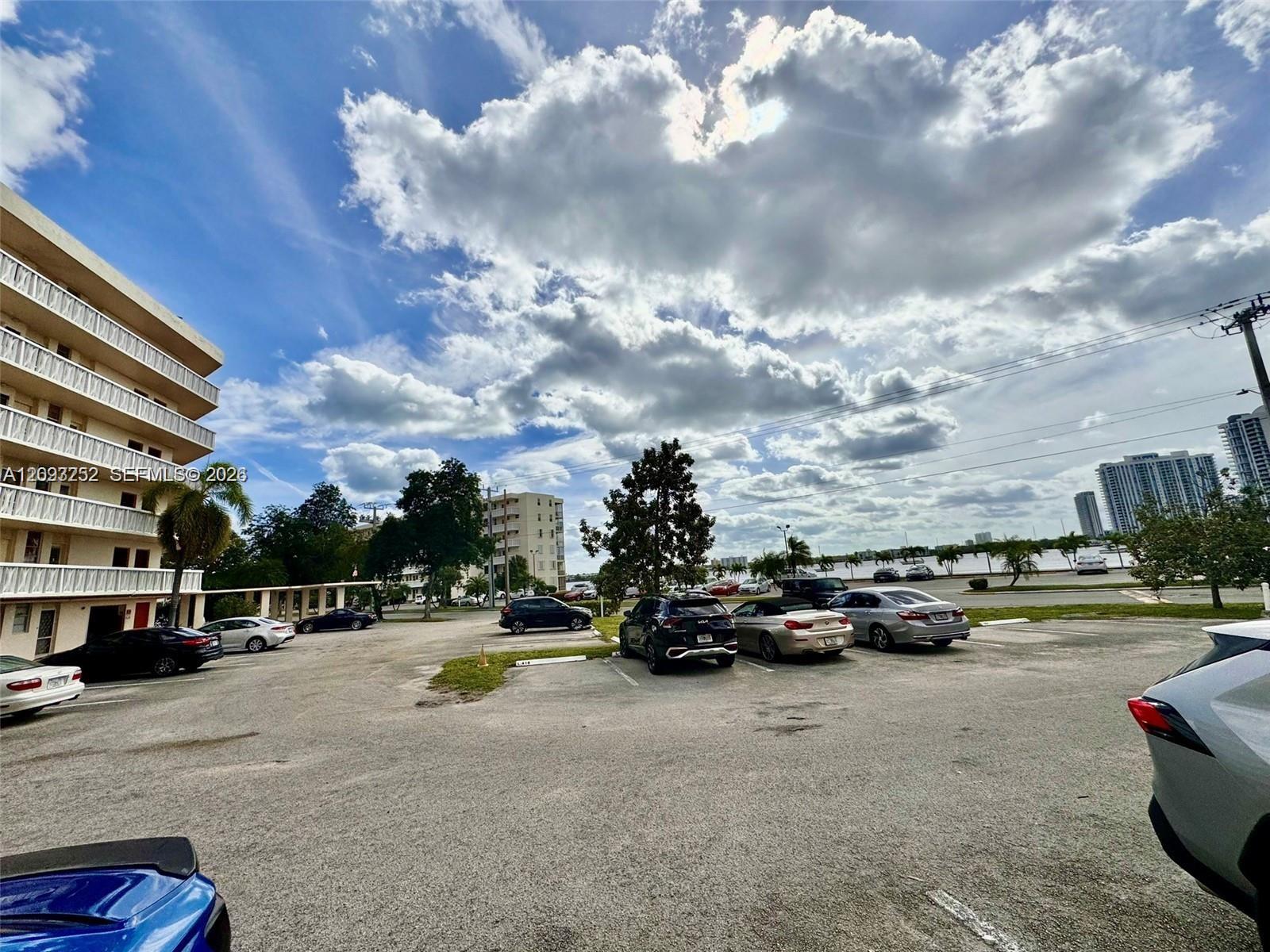 2905 Point East Drive