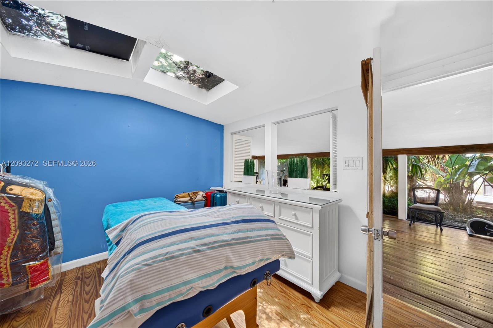 1103 NE 118th Street
