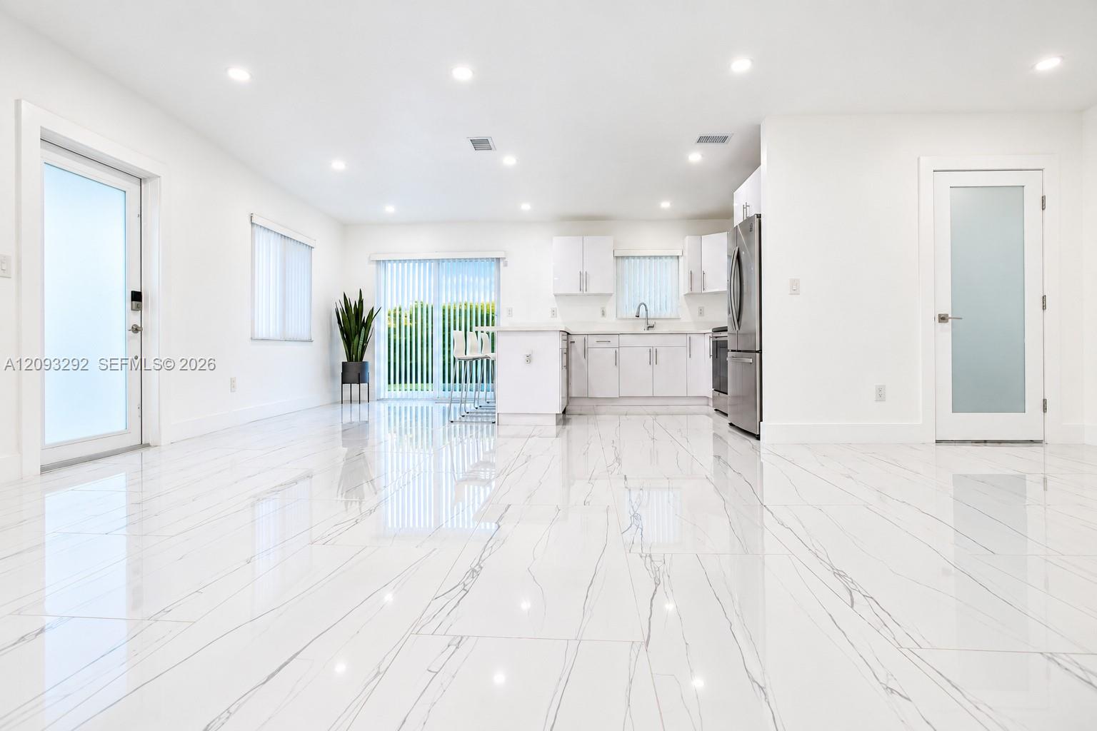 798 W 31st Street