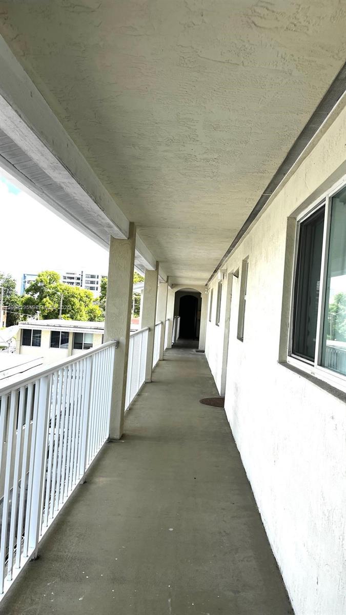 695 SW 11th Street gallery image #15