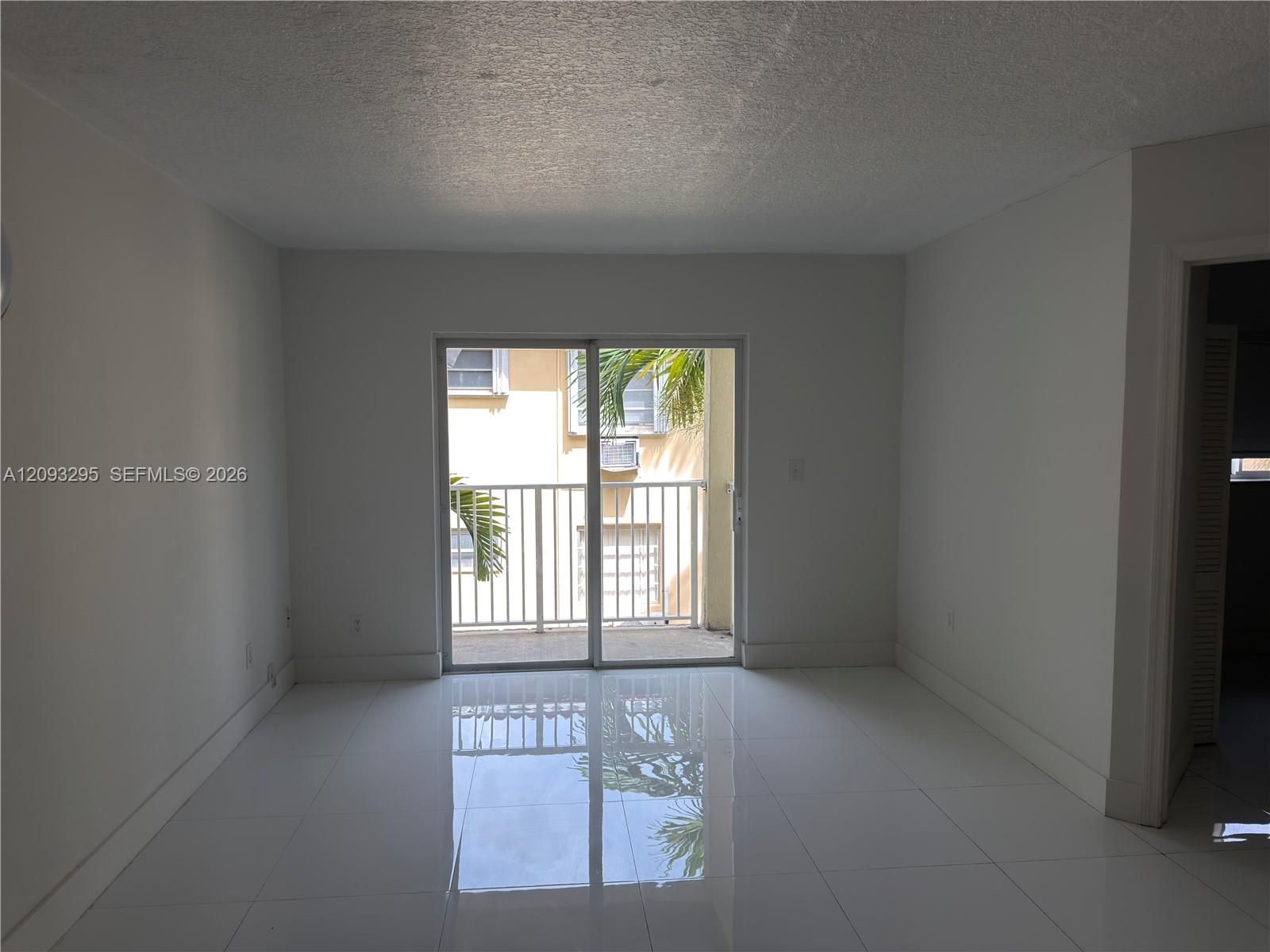 695 SW 11th Street gallery image #2
