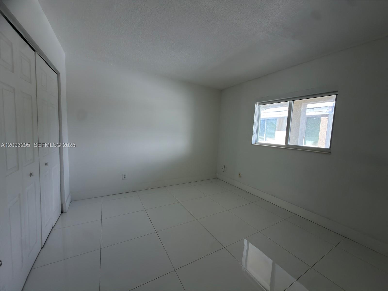 695 SW 11th Street gallery image #8
