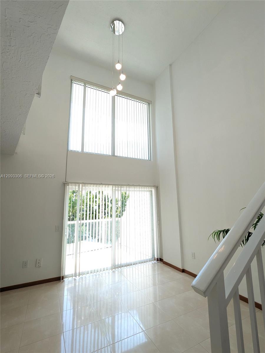 1528 Brickell Avenue gallery image #3